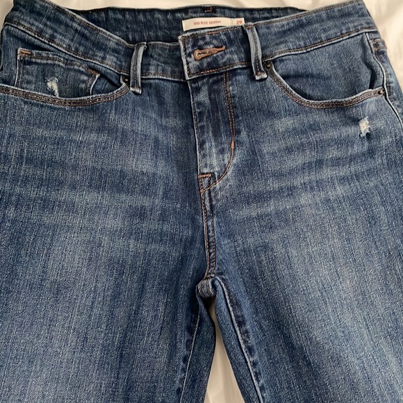 Women’s Levi’s - Picture 9 of 9